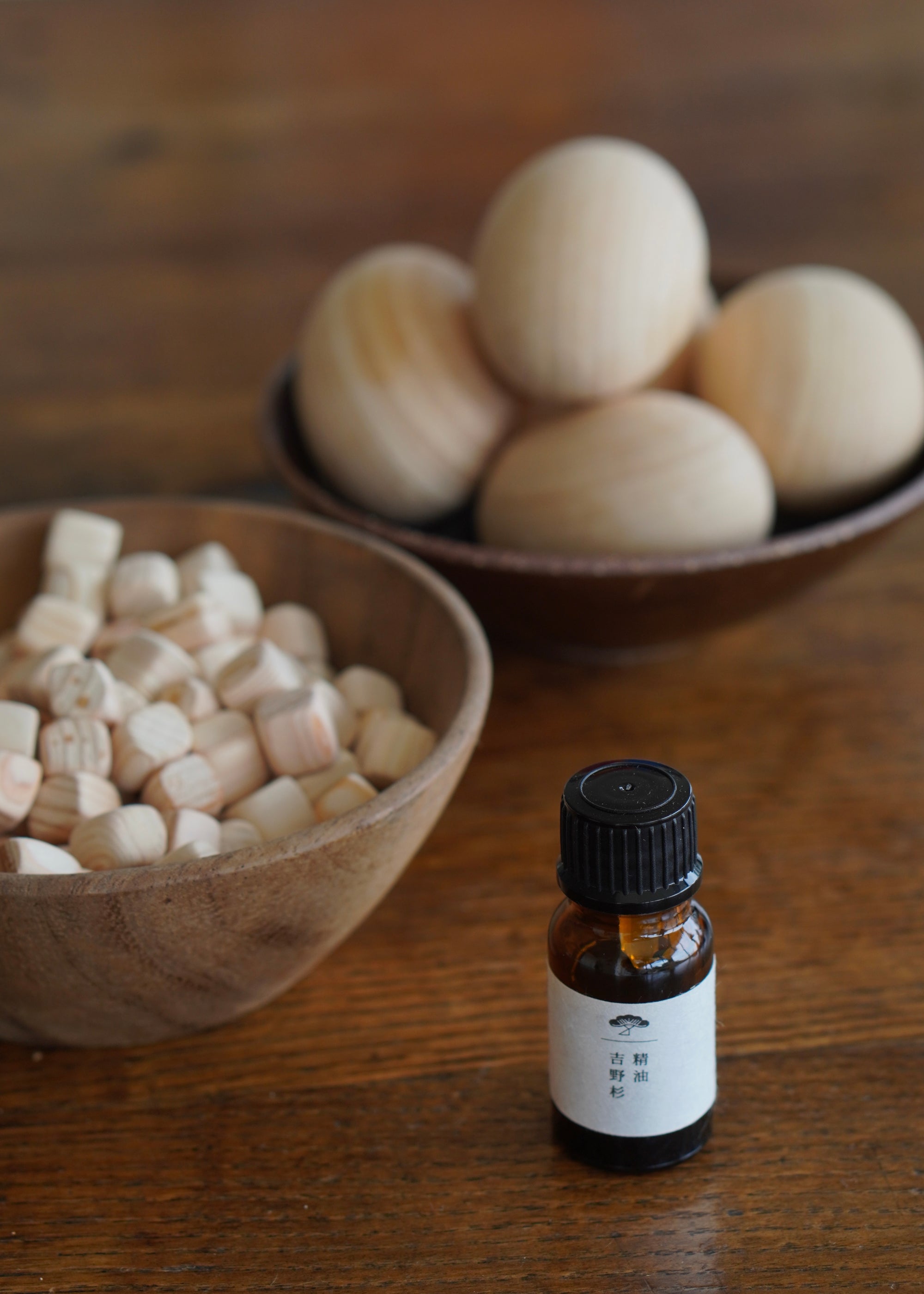 Hinoki Wood Essential Oil